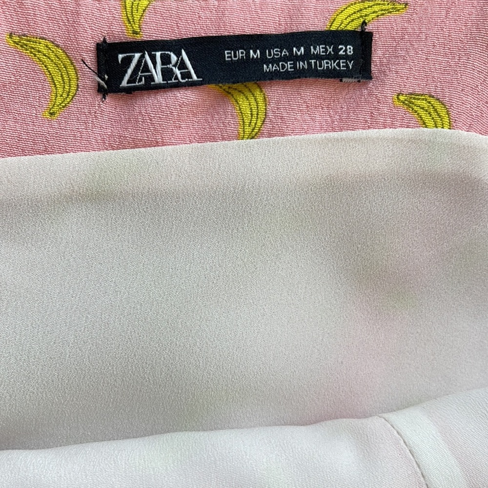 Zara Gone Bananas Pink Spaghetti Strap Romper Blogger Favorite Size Medium - Picture 9 of 14